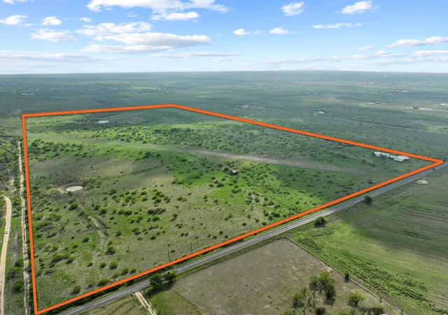 Photo 1 of Land for sale at 14104 Hokanson Rd, Del Valle, TX 78617 | MLS# 2590652 | Listing updated on 2026-05-01