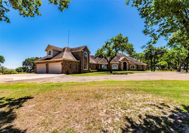 Photo 4 of House for sale at 17270 Fm 112, Thrall, TX 76578 | MLS# 9965993 | Listing updated on 2026-07-08