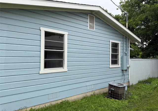 3rd image of 403 N 1St St, Copperas Cove, TX 76522 | MLS# 1096524