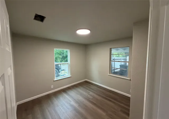 10th image of 403 N 1st St, Copperas Cove, TX 76522 | MLS# 1096524