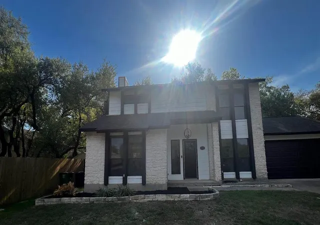 3rd image of 13202 Adonis Dr, Austin, TX 78729 | MLS# 2986321