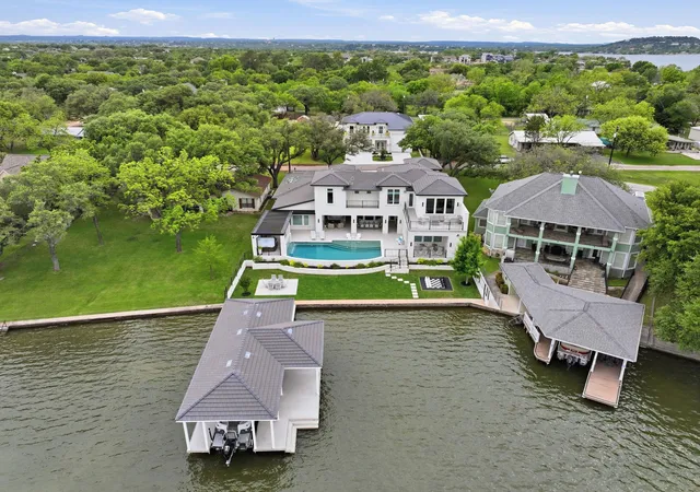 Homes for sale in Granite Shoals, TX | 136 S Shorewood Dr, Granite Shoals, TX 78654 | MLS# 7097524