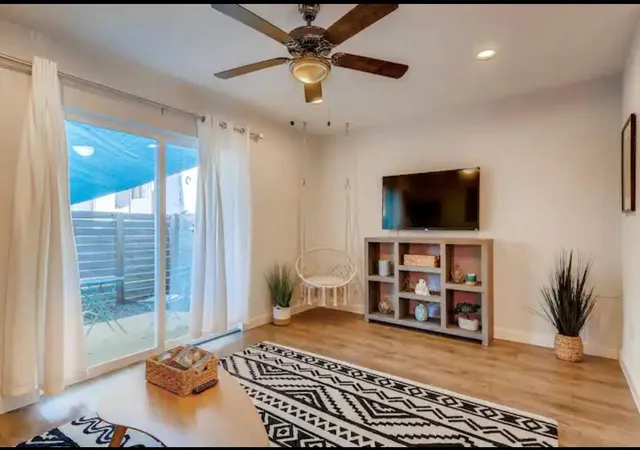 4th image of 3810 Southway Dr, Austin, TX 78704