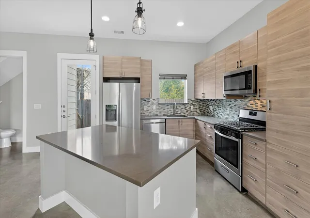 5th image of 4707 Leslie Ave #A, Austin, TX 78721 | MLS# 6444665