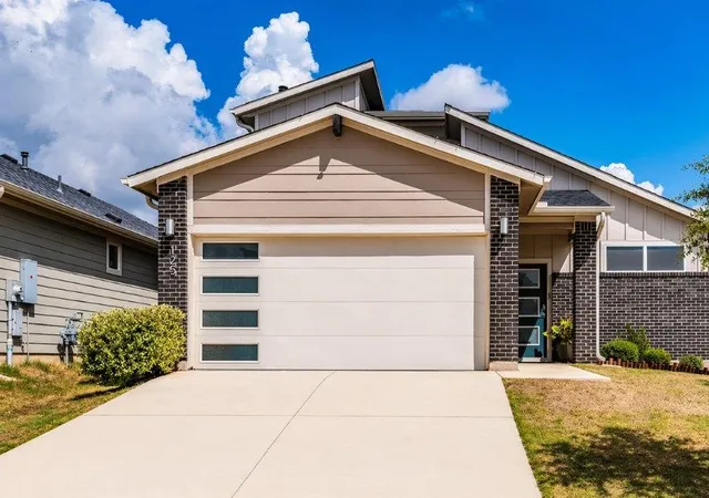 1st image of 125 Cupreata Ln, Leander, TX 78641 | MLS# 4034113