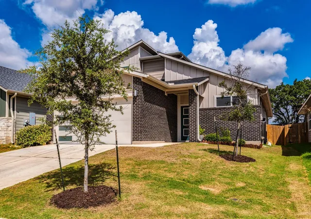 Photo 3 of Single family home for sale at 125 Cupreata Ln, Leander, TX 78641 | MLS# 4034113 | Listing updated on 2026-09-12