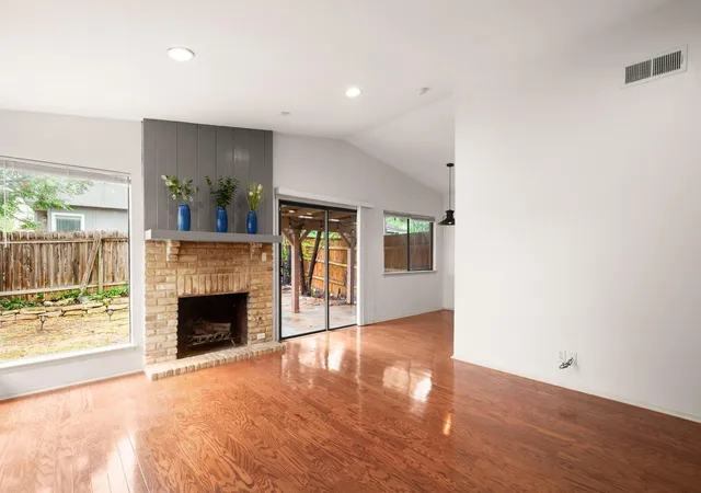 1st image of 9001 Parkfield Dr #B, Austin, TX 78758 | MLS# 6471012