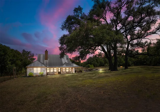 Photo 1 of Single family home for sale at 10621 Fm 150 W, Driftwood, TX 78619 | MLS# 1738106 | Listing updated on 2026-09-09