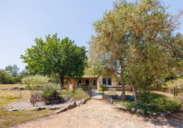 37th image of 10621 Fm 150 W, Driftwood, TX 78619 | MLS# 1738106