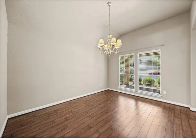 4th image of 747 Westbury Ln, Georgetown, TX 78633 | MLS# 1745263