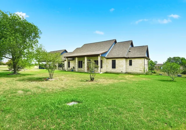 2nd image of 21007 Hodde Ln, Pflugerville, TX 78660 | MLS# 7198877