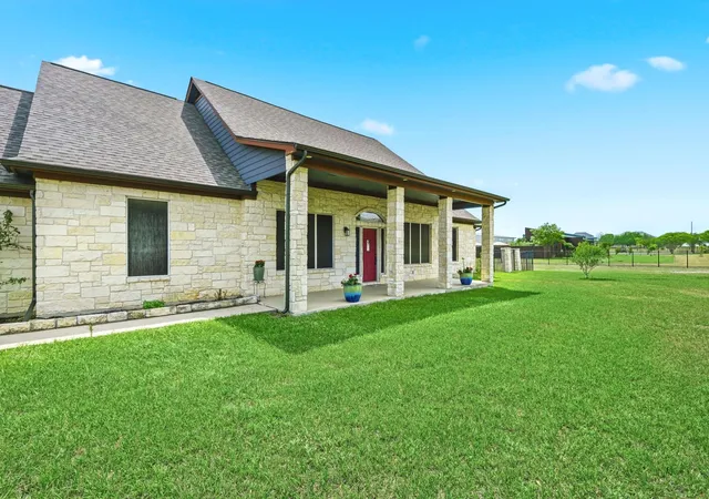 1st image of 21007 Hodde Ln, Pflugerville, TX 78660 | MLS# 7198877