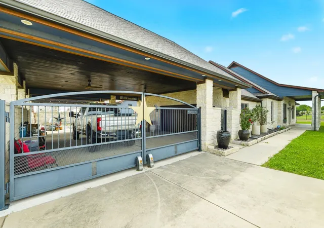3rd image of 21007 Hodde Ln, Pflugerville, TX 78660 | MLS# 7198877