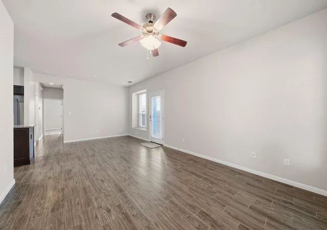 5th image of 420 Spiny Lizard Ln, San Marcos, TX 78666 | MLS# 5677062