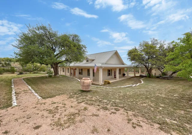 Photo 1 of Single family home for sale at 301 Hall Ln, Spicewood, TX 78669 | MLS# 7008900 | Listing updated on 2026-08-14