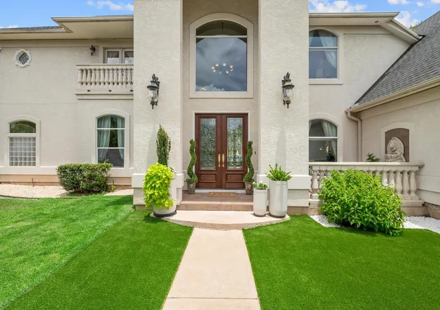Photo 4 of Single family home for sale at 10912 Centennial Trl, Austin, TX 78726 | MLS# 4970910 | Listing updated on 2026-08-10