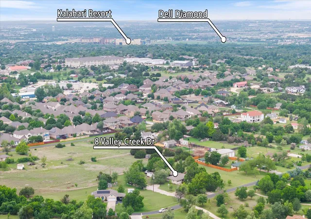 3rd image of 8 Valley Creek Rd, Round Rock, TX 78664 | MLS# 6666359