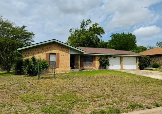 35th image of 206 Loesch Dr, Elgin, TX 78621 | MLS# 6763009