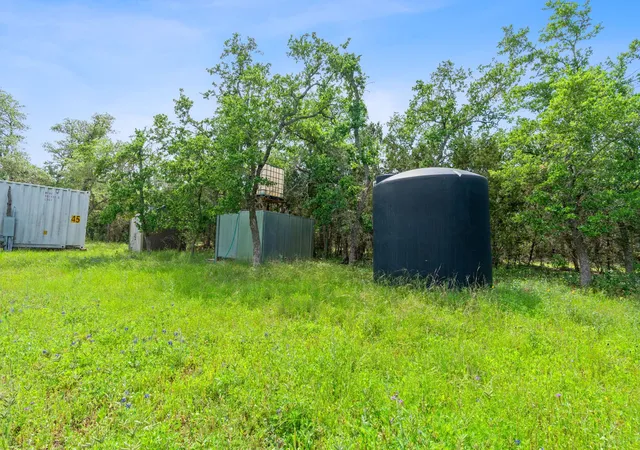 5th image of 385 Country Ln, Dripping Springs, TX 78620 | MLS# 8382428