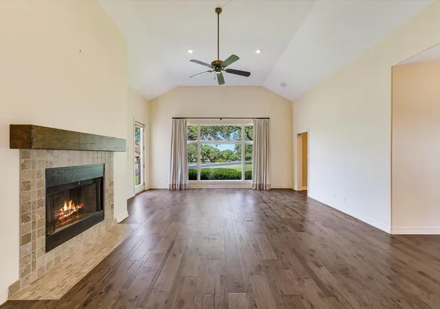 Photo 4 of Single family home for sale at 2300 Founders Cir, Spicewood, TX 78669 | MLS# 4836467 | Listing updated on 2026-05-06