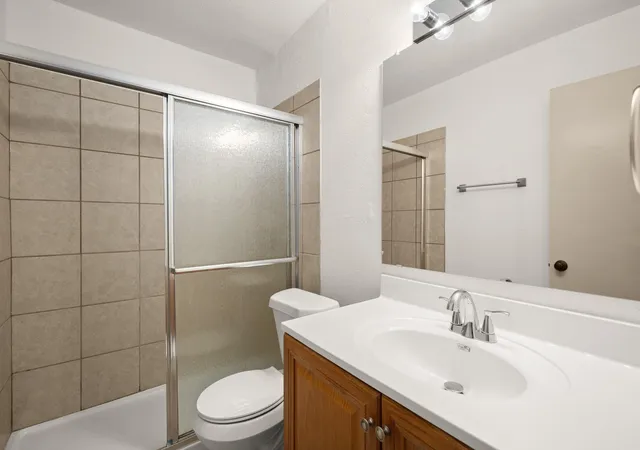2nd image of 1010 W 23Rd St, Austin, TX 78705