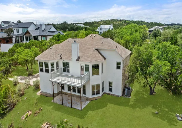 Photo 3 of Single family home for sale at 4921 Crk Meadow Cv, Spicewood, TX 78669 | MLS# 1351101 | Listing updated on 2026-05-09
