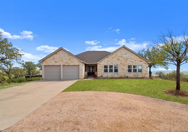 Homes for sale in Marble Falls, TX | 28701 Valley Rd, Marble Falls, TX 78654 | MLS# 8645852