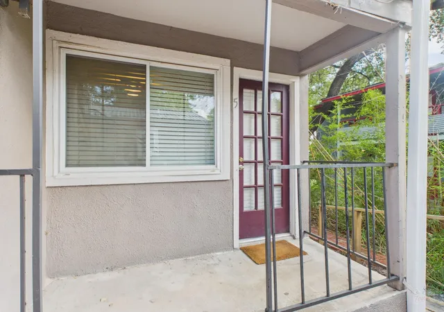 1st image of 1106 W 22Nd St #5, Austin, TX 78705 | MLS# 7462621