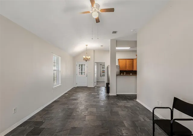 4th image of 1002 Copperas Bnd, Caldwell, TX 77836 | MLS# 5440211