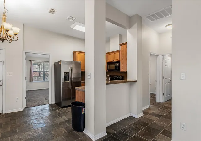 5th image of 1002 Copperas Bnd, Caldwell, TX 77836 | MLS# 5440211