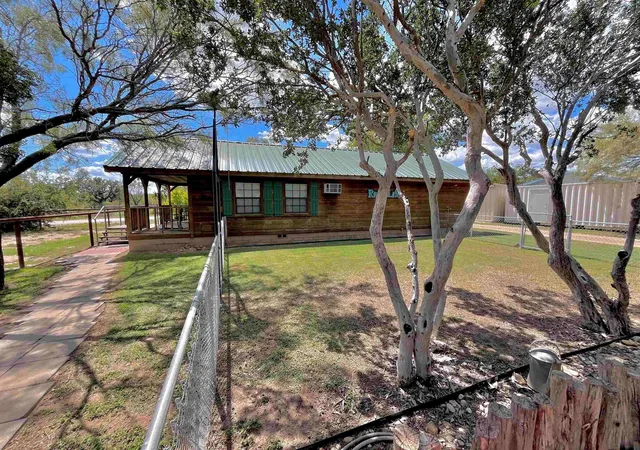 Photo 1 of Single family home for sale at 175 Elmer Rd, Llano, TX 78643 | MLS# 3529803 | Listing updated on 2026-07-17