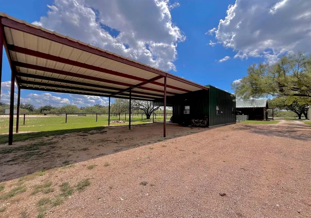 Photo 3 of Single family home for sale at 175 Elmer Rd, Llano, TX 78643 | MLS# 3529803 | Listing updated on 2026-07-17