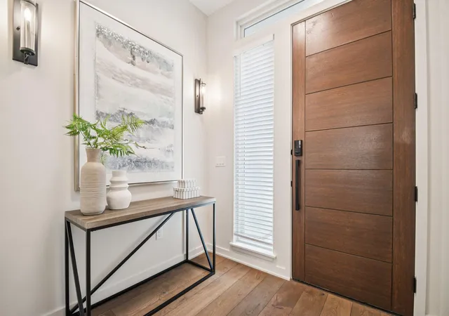 4th image of 2518 Watkins Wy, Austin, TX 78746 | MLS# 9974928