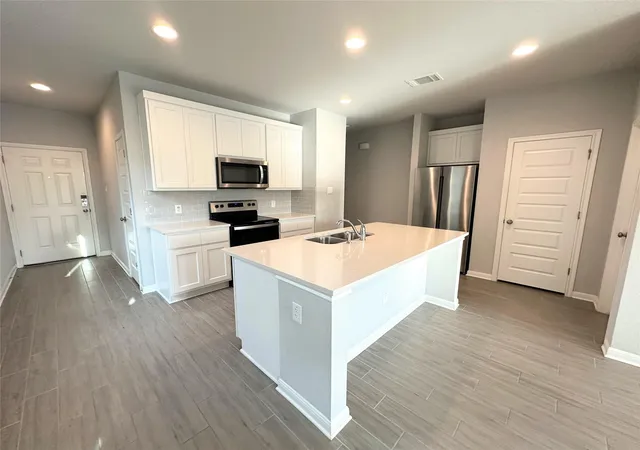 Photo 3 of Single family home for sale at 243 Kellys Heroes Way, Jarrell, TX 76537 | MLS# 8884057 | Listing updated on 2026-06-12