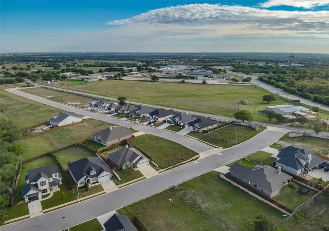 5th image of 331 Firework Ln, Giddings, TX 78942 | MLS# 3803337