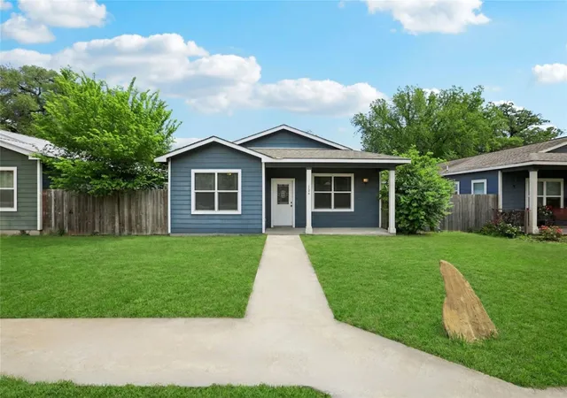 3rd image of 156 Fm 2571, Smithville, TX 78957 | MLS# 6475176