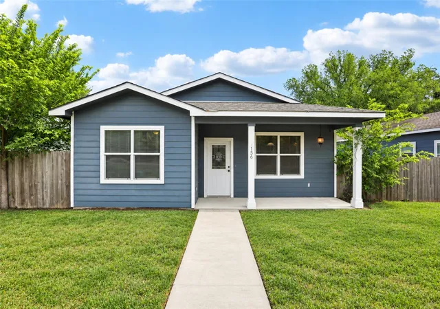 Photo 2 of Single family home for sale at 156 Fm 2571, Smithville, TX 78957 | MLS# 6475176 | Listing updated on 2026-10-03