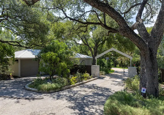 Photo 4 of Single family home for sale at 2681 Sam Bass Rd, Round Rock, TX 78681 | MLS# 6273552 | Listing updated on 2026-09-15