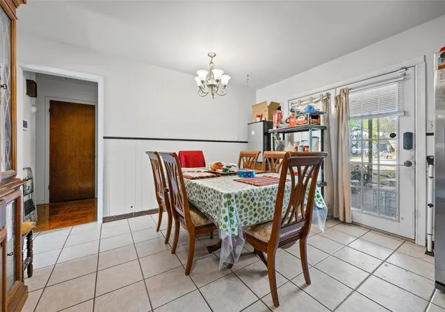 4th image of 2510 Little John Ln, Austin, TX 78704 | MLS# 8156278