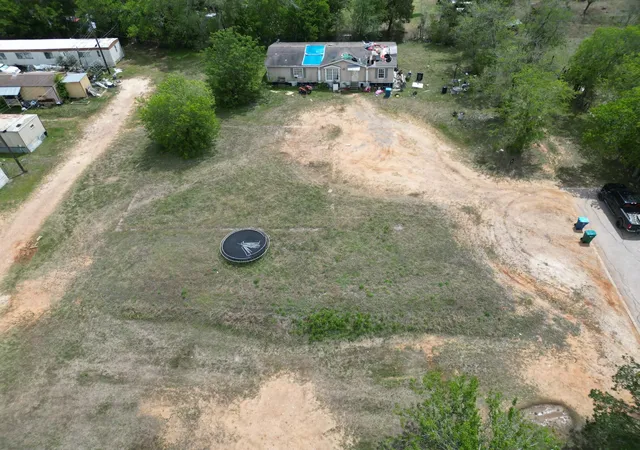 Photo 3 of Land for sale at 422 S Ave C #A, Elgin, TX 78621 | MLS# 5729413 | Listing updated on 2026-08-13