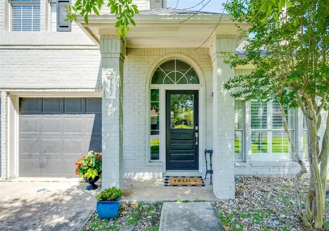 3rd image of 5660 Wagon Train Rd, Austin, TX 78749 | MLS# 5009406
