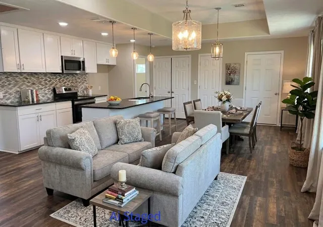 2nd image of 709 W Evans St, Hearne, TX 77859 | MLS# 9107694