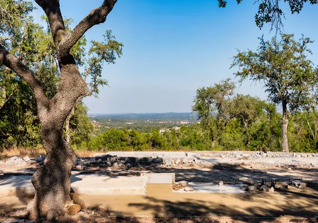 3rd image of 520 Harmon Hills Cv, Dripping Springs, TX 78620 | MLS# 3567464