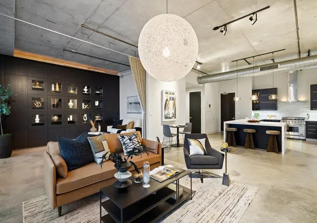 3rd image of 800 W 5Th St #703, Austin, TX 78703 | MLS# 3658704