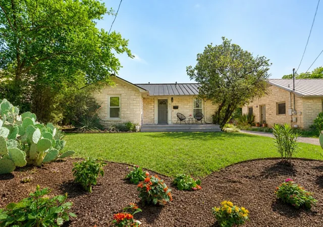 Photo 2 of Single family home for sale at 503 E 46th Street, Austin, TX 78751 | MLS# 3506891 | Listing updated on 2026-09-15