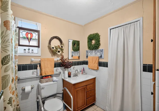 15th image of 1309 Blackjack St, Lockhart, TX 78644 | MLS# 6144195