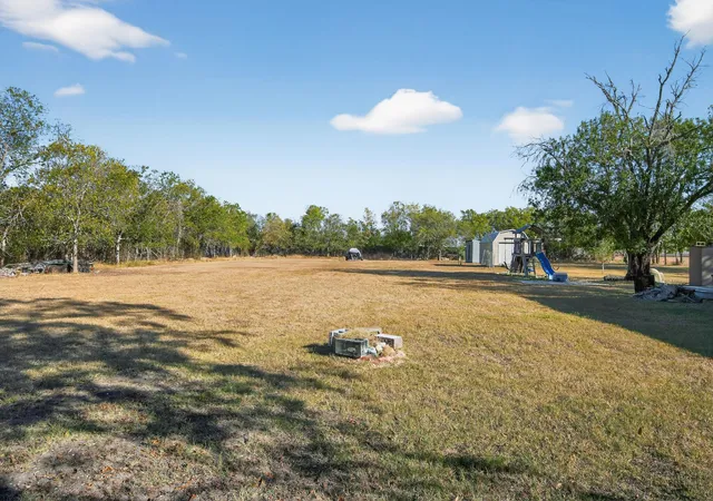 3rd image of 1309 Blackjack St, Lockhart, TX 78644 | MLS# 6144195