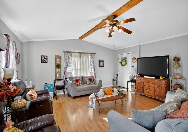 5th image of 1309 Blackjack St, Lockhart, TX 78644 | MLS# 6144195