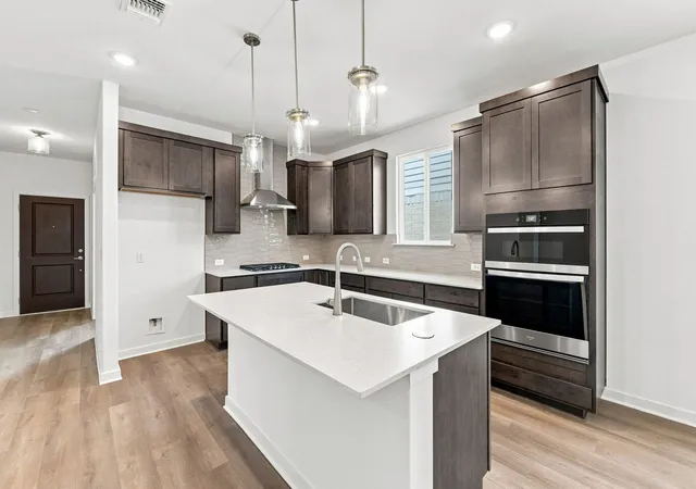 Photo 3 of Single family home for sale at 129 Adlai Ave, Georgetown, TX 78633 | MLS# 5553830 | Listing updated on 2026-09-02