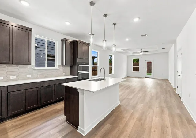 Photo 3 of Single family home for sale at 129 Adlai Ave, Georgetown, TX 78633 | MLS# 5553830 | Listing updated on 2026-09-02